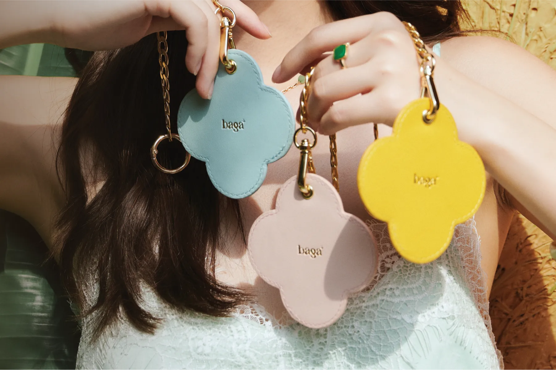 Gương charm